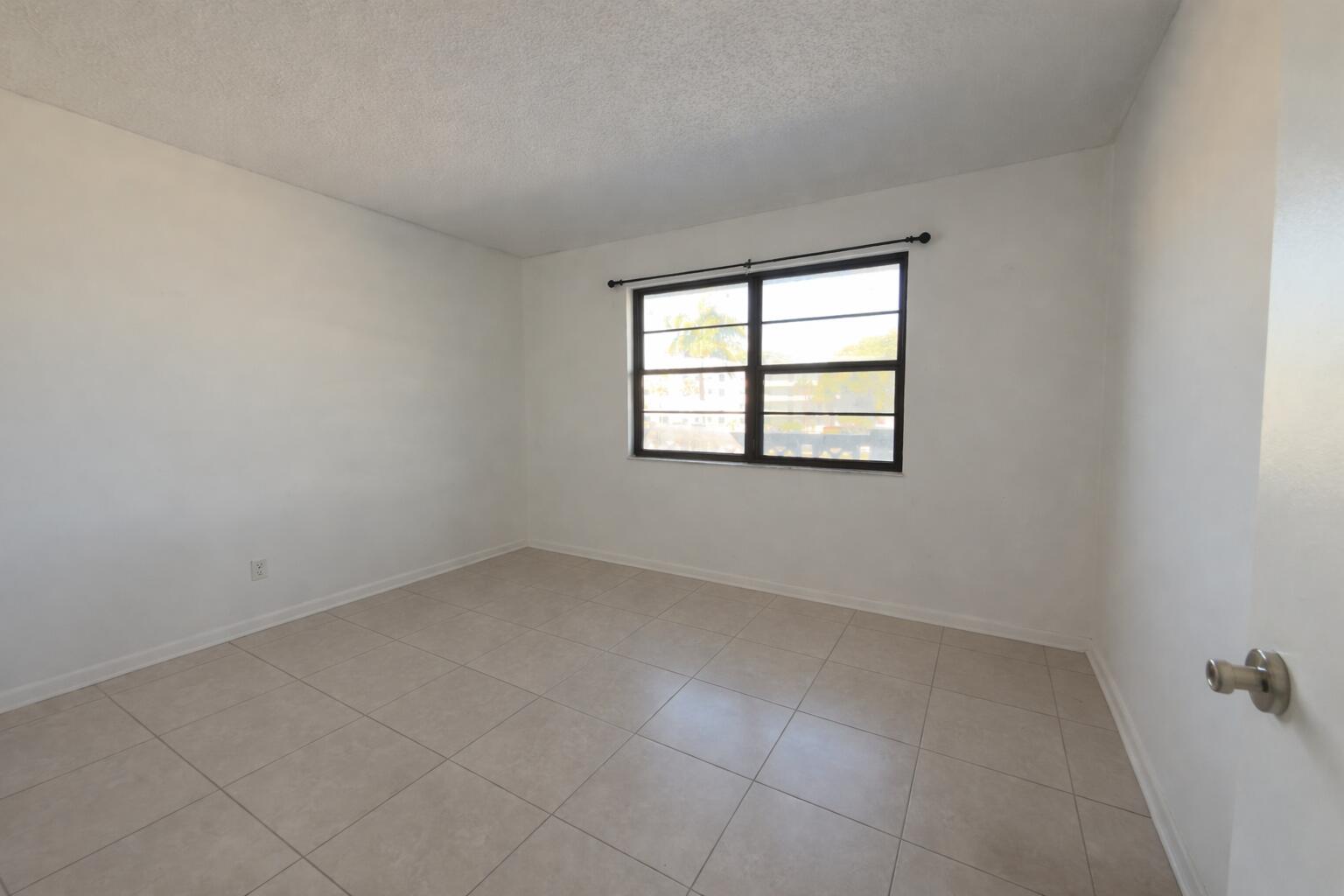 9440 Southwest 8th Street, Unit 208 Boca Raton, FL 33428 - Photo 18 of 31 A54CFD86-2C71-4250-BD38-BFA0EB62C7EB