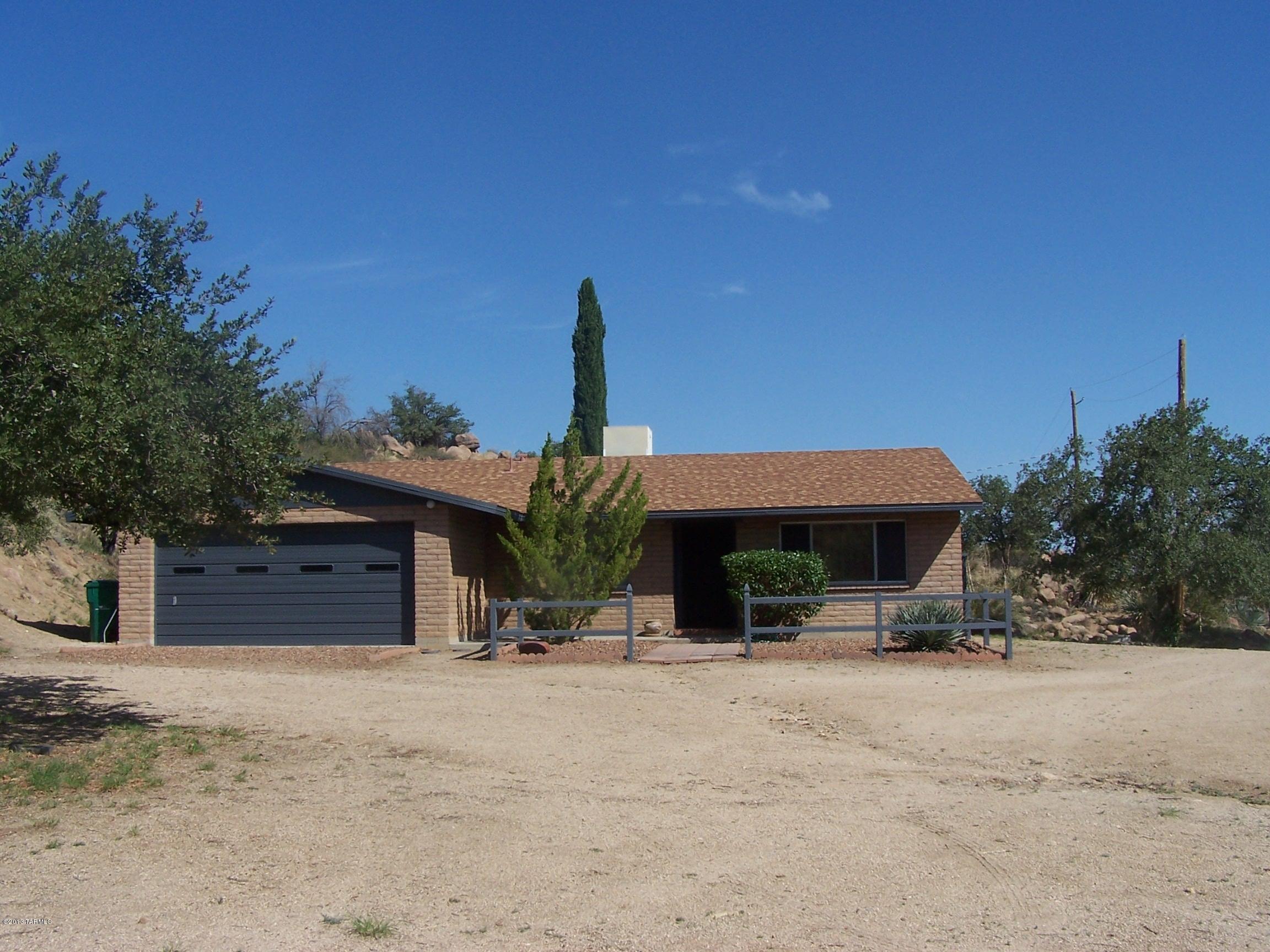 1880 South Cody Loop Road Oracle, AZ 85623 - Photo 27 of 28
