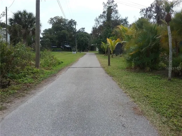 $2,100 | 6540 Lincoln Road, Bradenton, FL 34203