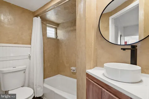 $475,000 | 1015 Watkins Street, Philadelphia, PA 19148