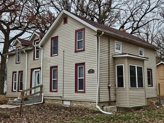 $265,000 | 1408 East Washington Street, Joliet, IL 60433