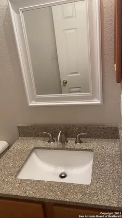 $1,895 | 15838 Drexel, San Antonio, TX 78247