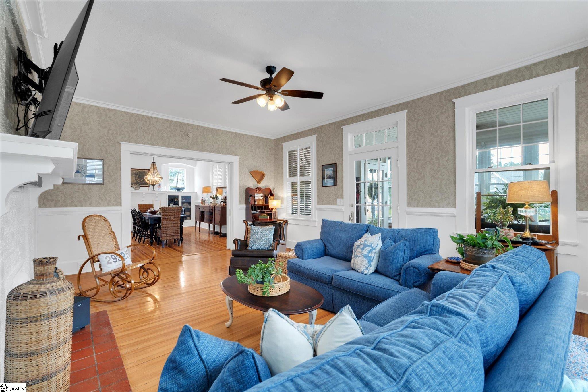 602 South Broad Street Clinton, SC 29325 - Photo 8 of 50