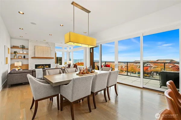 $3,460,000 | 3037 Northeast Harrison Drive, Issaquah, WA 98029