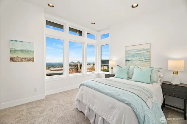 $3,460,000 | 3037 Northeast Harrison Drive, Issaquah, WA 98029
