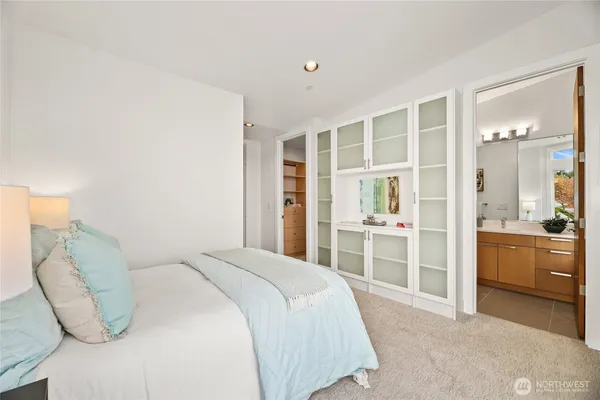$3,460,000 | 3037 Northeast Harrison Drive, Issaquah, WA 98029