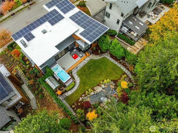 $3,460,000 | 3037 Northeast Harrison Drive, Issaquah, WA 98029