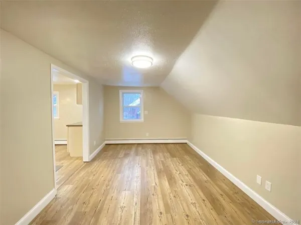 $2,250 | 38 Starr Avenue, Danbury, CT 06811