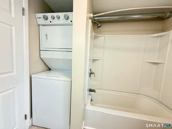 $2,250 | 38 Starr Avenue, Danbury, CT 06811