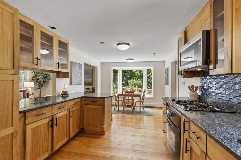 215 Middle Road Boxborough, MA 01719 - Photo 7 of 41 Gallery Image 7