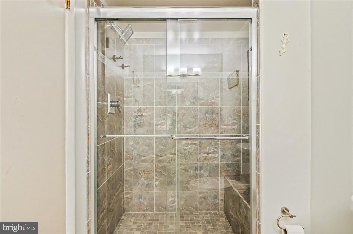 120 Kingswood Road Annapolis, MD 21401 - Photo 40 of 56 Bathroom