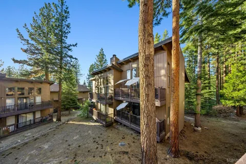 $435,000 | 1410 Ski Run Boulevard, Unit 10, South Lake Tahoe, CA 96150
