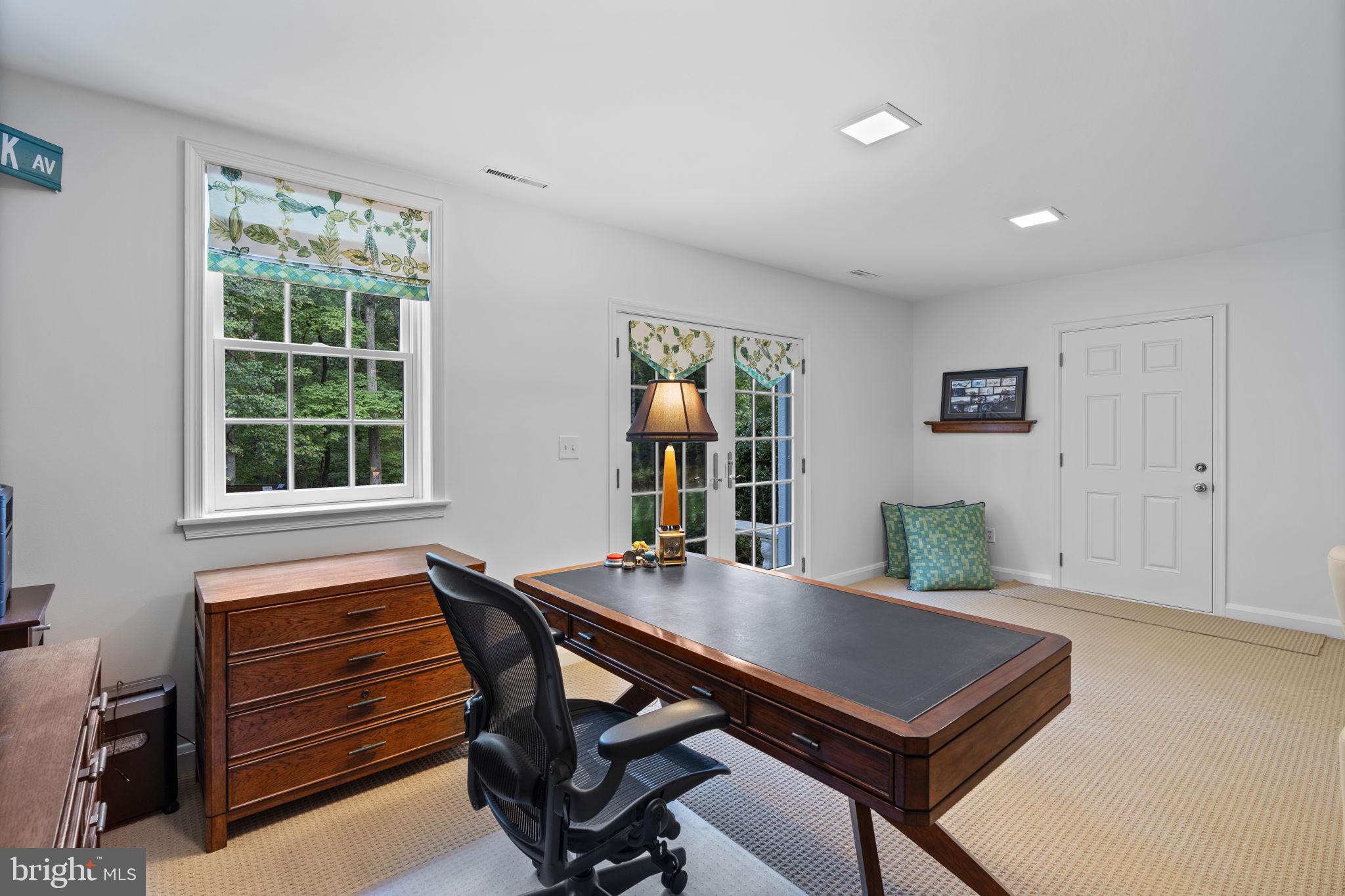 734 Chapel Ridge Road Lutherville-Timonium, MD 21093 - Photo 54 of 78 Gallery Image 54