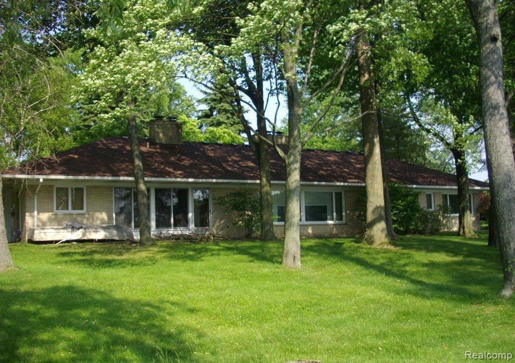 5170 Wing Lake Road Bloomfield Hills, MI 48302 - Photo 6 of 16 Rear Of Home & Yard