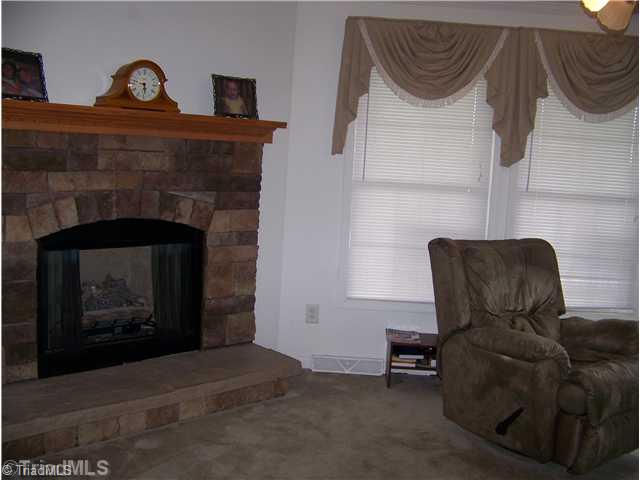 401 West R Gillespie Road Dobson, NC 27017 - Photo 3 of 15 Living Room.