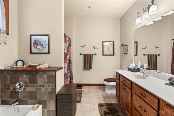 $445,000 | 1430 Woodland Way, Lake City, MN 55041
