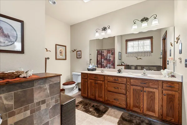 $445,000 | 1430 Woodland Way, Lake City, MN 55041