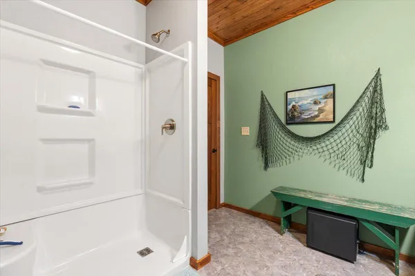 $445,000 | 1430 Woodland Way, Lake City, MN 55041