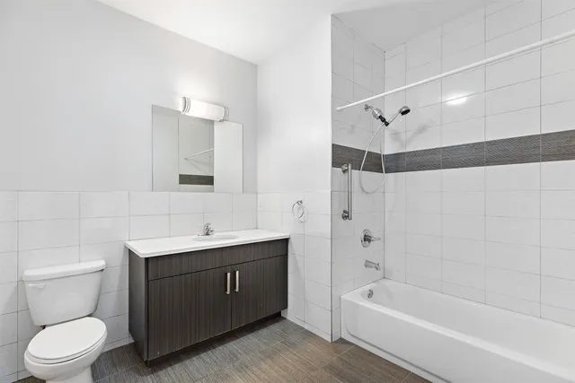 $2,795 | 510 45th Street, Unit 303, Union City, NJ 07087