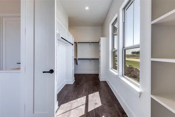 $711,680 | 815 Evergreen Way, Nevada, TX 75173
