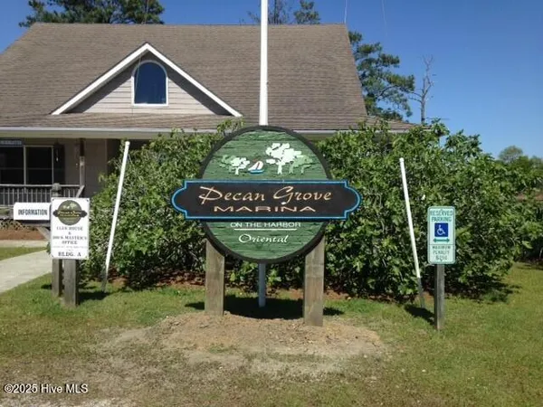 $42,000 | 31 Pecan Grove, Oriental, NC 28571