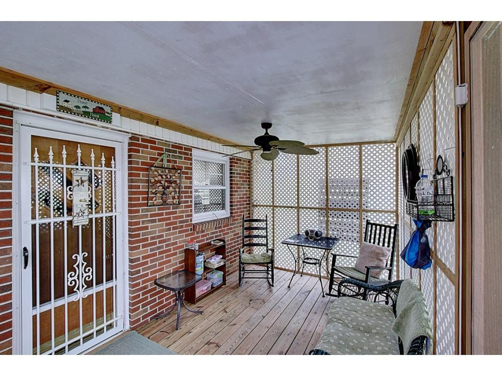 715 Grove Avenue Erwin, TN 37650 - Photo 28 of 31 Photo 28