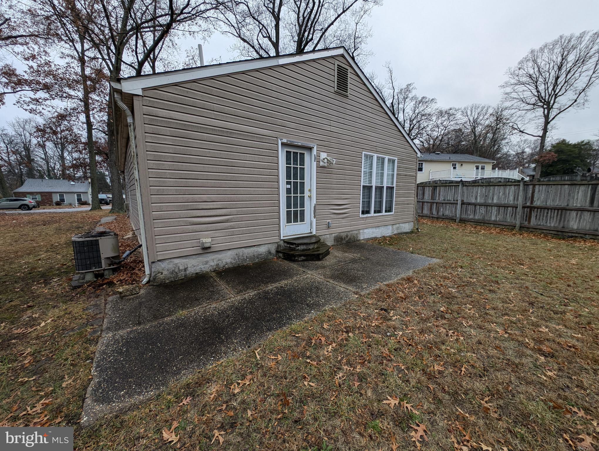 219 Circle Road Pasadena, MD 21122 - Photo 13 of 14 Gallery Image 13