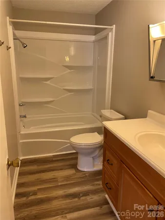 $1,150 | 118 Ross Street, Unit B2, Morganton, NC 28655