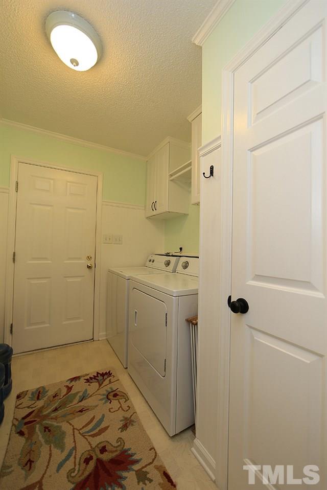 1009 Sheetbend Lane Raleigh, NC 27606 - Photo 14 of 22 Gallery Image 14