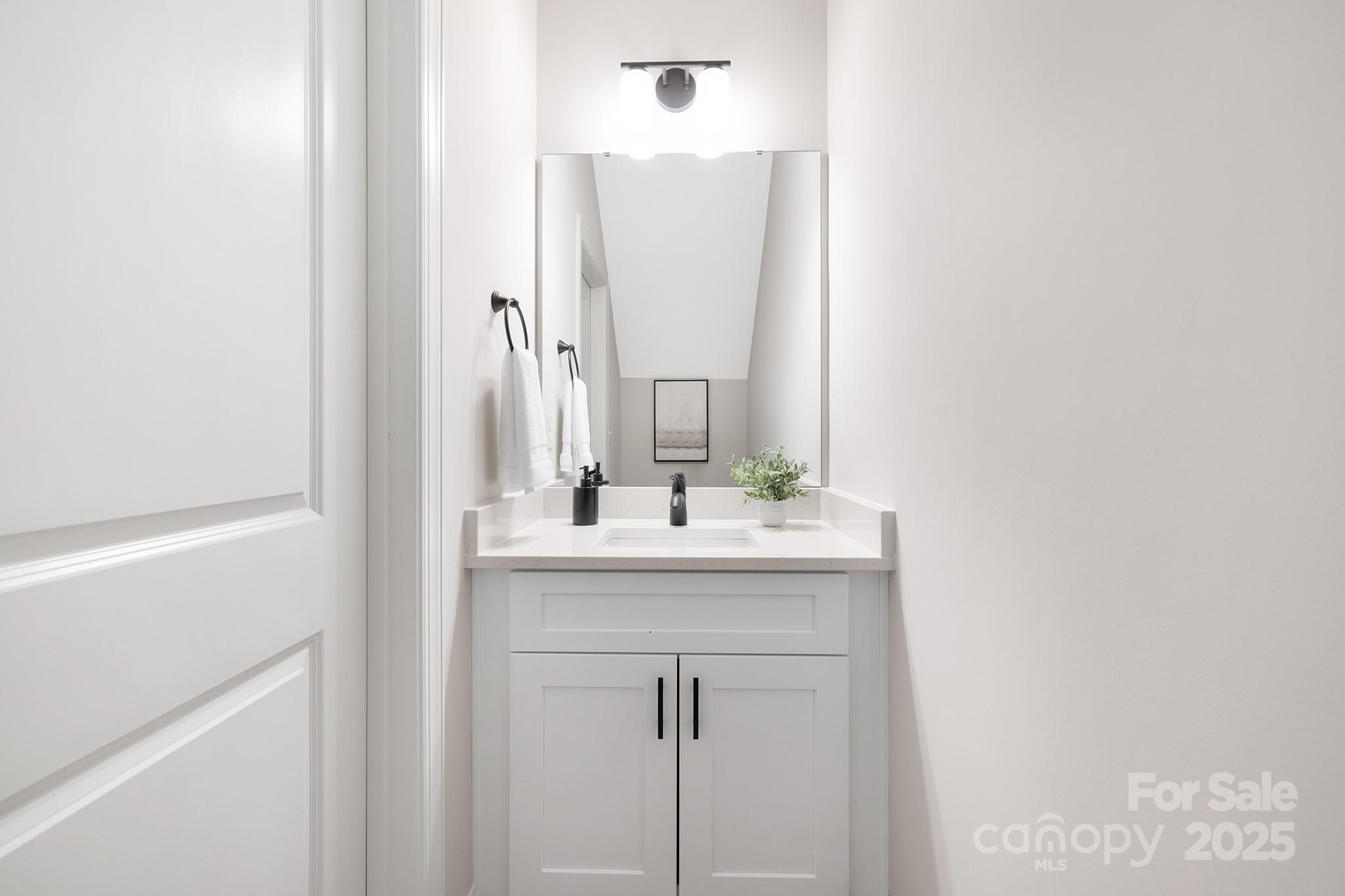 4015 Oakdale Road Charlotte, NC 28216 - Photo 11 of 21