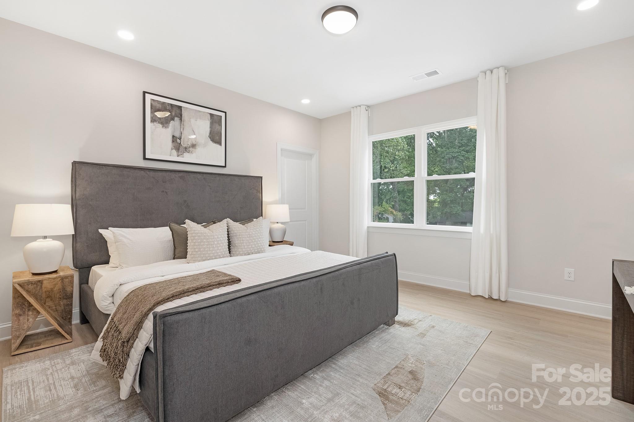 4015 Oakdale Road Charlotte, NC 28216 - Photo 12 of 21