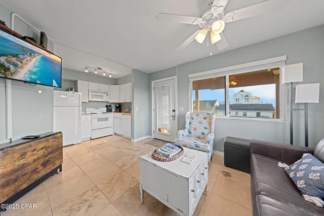 $160,000 | 4114 Holiday Drive, Unit 12, Panama City Beach, FL 32408