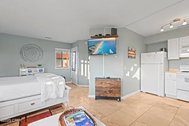 $160,000 | 4114 Holiday Drive, Unit 12, Panama City Beach, FL 32408