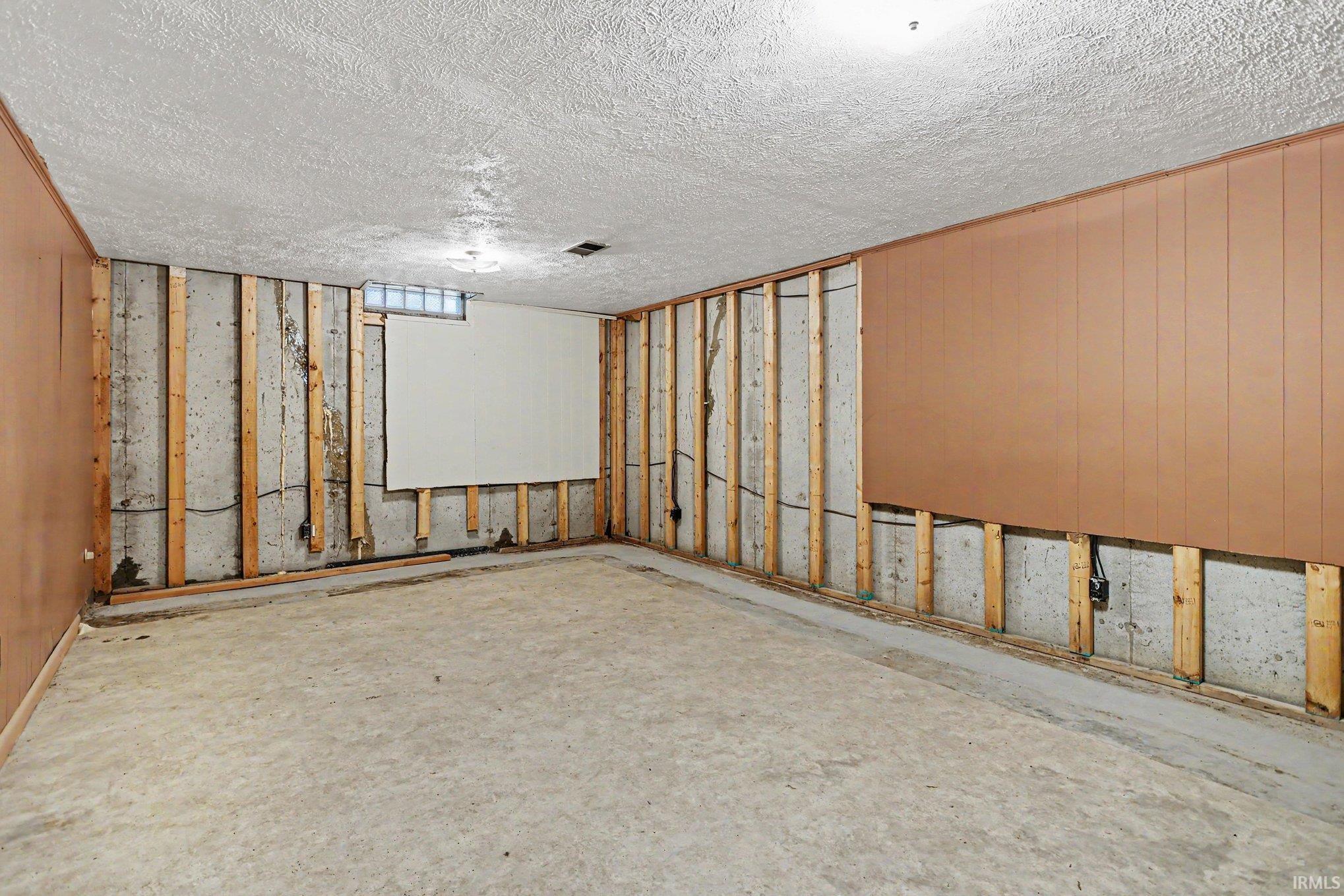 6227 York Road South Bend, IN 46614 - Photo 20 of 23