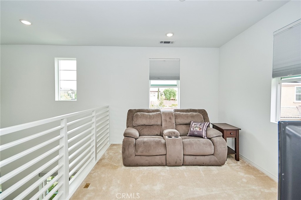 16378 Embark Way Chino, CA 91708 - Photo 15 of 26