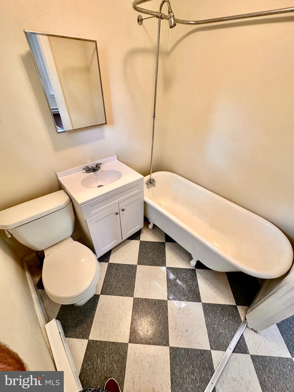 116 Apsley Street, Unit 2R Philadelphia, PA 19144 - Photo 7 of 9