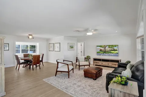 $1,125,000 | 3930 Northeast 21st Avenue, Fort Lauderdale, FL 33308