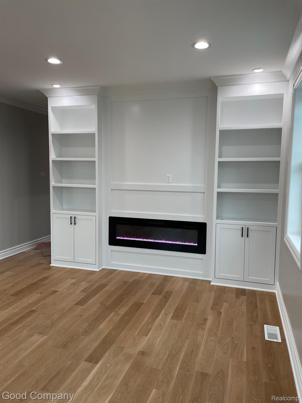 21086 Gill Road Farmington, MI 48335 - Photo 26 of 37 Gallery Image 26