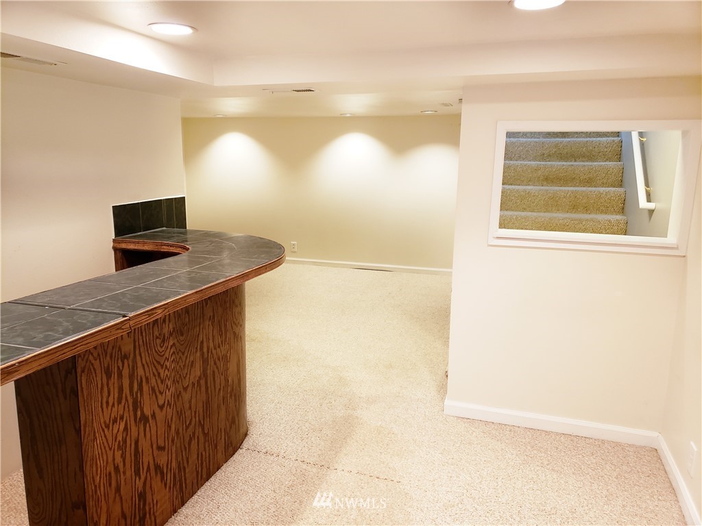 4107 Petersville Road Northeast Bremerton, WA 98310 - Photo 22 of 31 Gallery Image 22