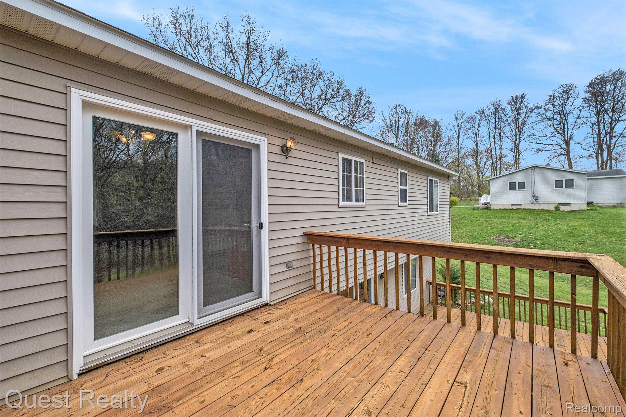 16154 Falk Road Holly, MI 48442 - Photo 17 of 29 Gallery Image 17
