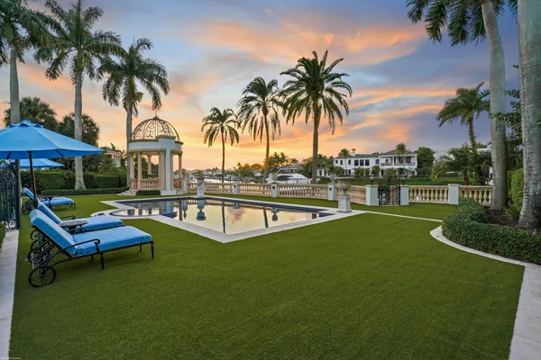 $20,000,000 | 370 Eagle Drive, Jupiter, FL 33477