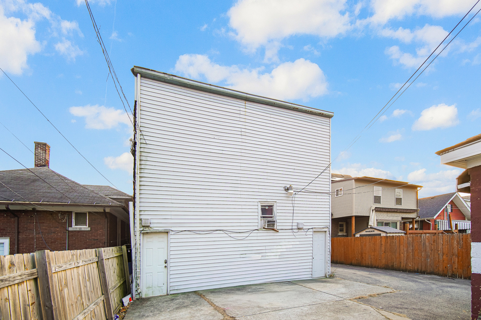 511 3rd Avenue Joliet, IL 60433 - Photo 30 of 30 a view of a white building