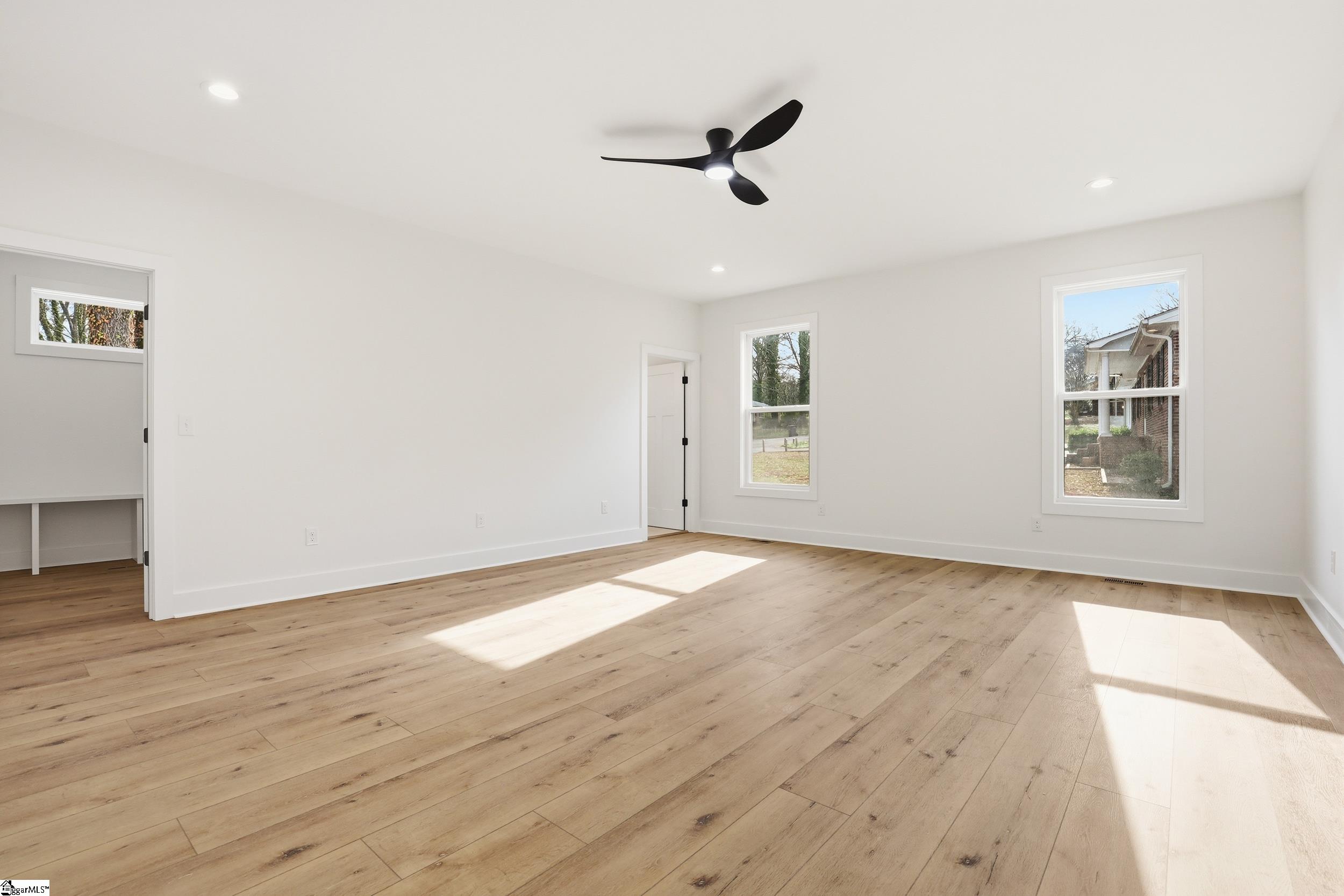 215 Ligon Drive Anderson, SC 29621 - Photo 13 of 31