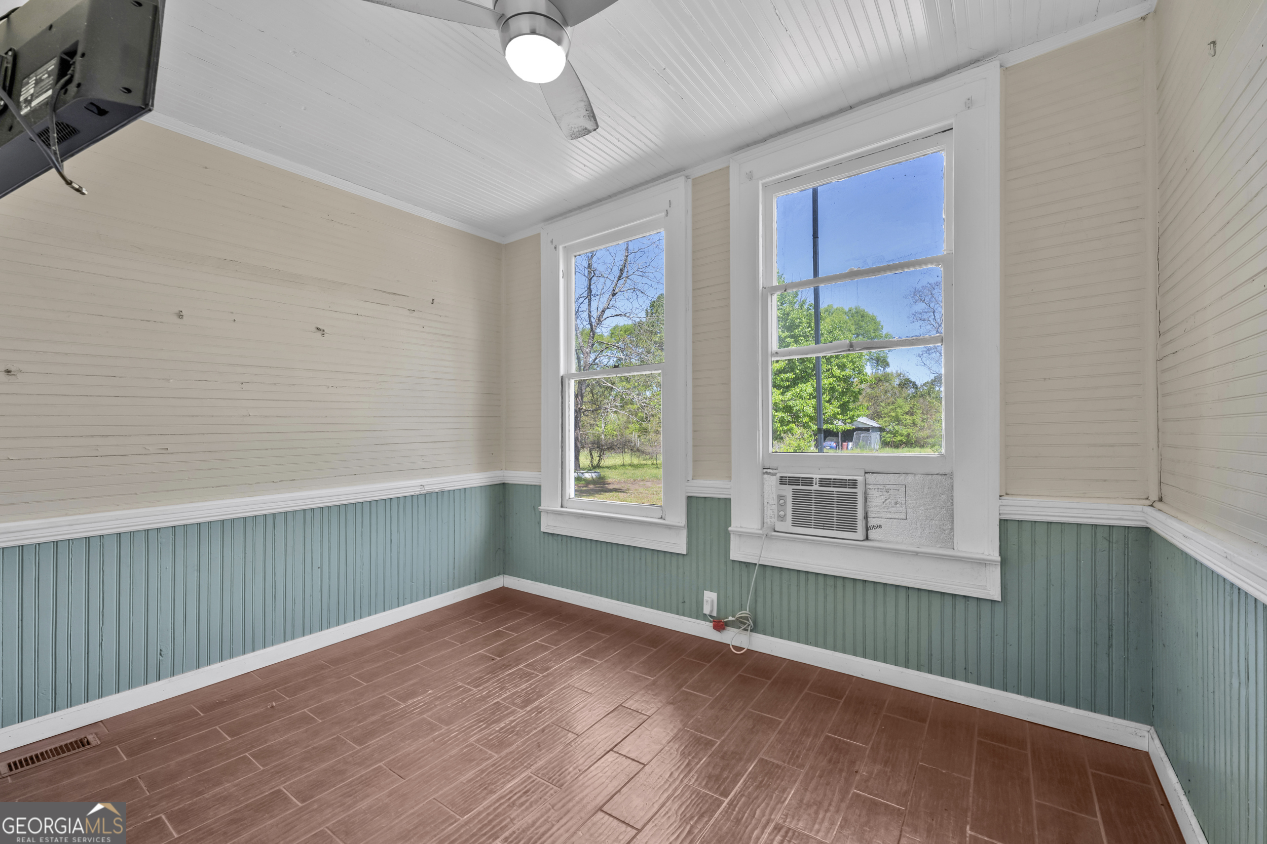 525 South Hulin Avenue Tignall, GA 30668 - Photo 13 of 40