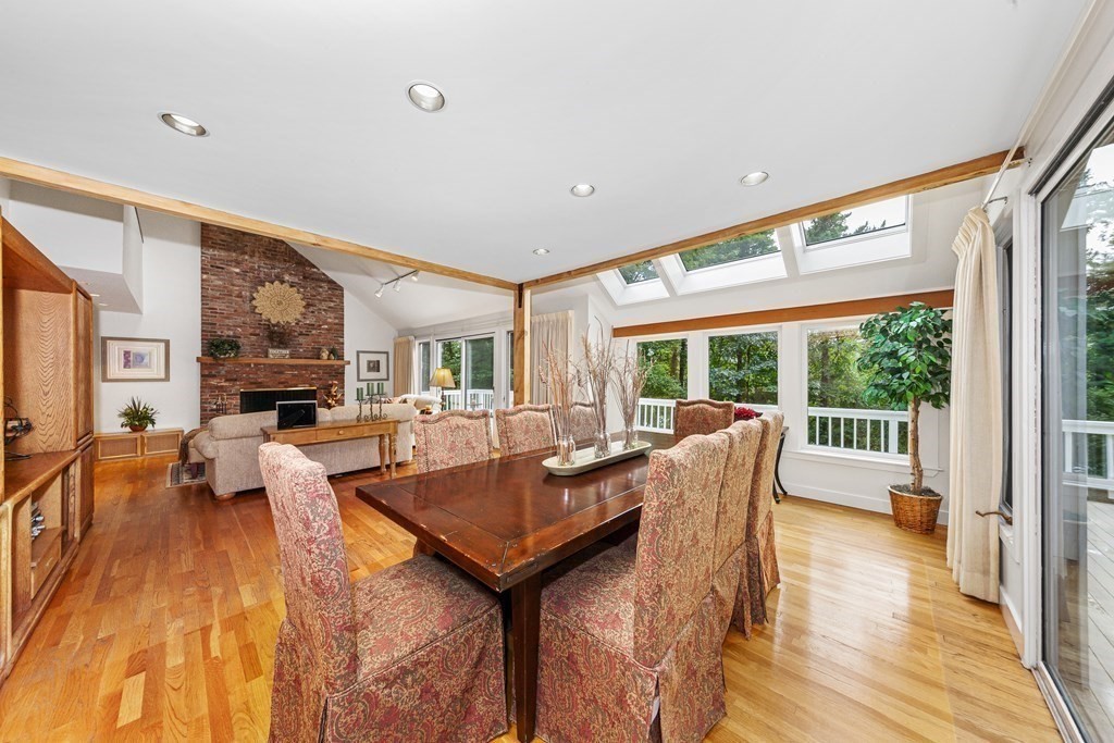 196 Haverhill Road Topsfield, MA 01983 - Photo 8 of 42
