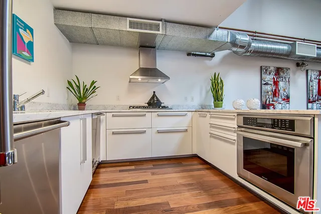 $9,000 | 1046 Princeton Drive, Unit 205, Venice, CA 90292