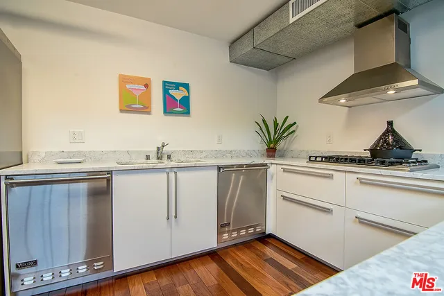 $9,000 | 1046 Princeton Drive, Unit 205, Venice, CA 90292