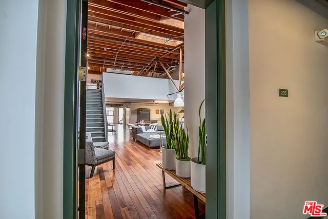 $9,000 | 1046 Princeton Drive, Unit 205, Venice, CA 90292