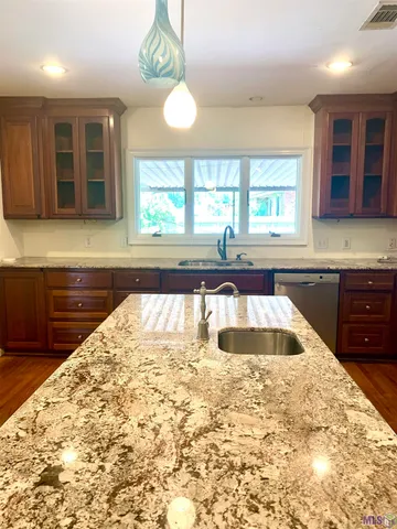 $1,750 | 1925 Carter Avenue, Baton Rouge, LA 70806