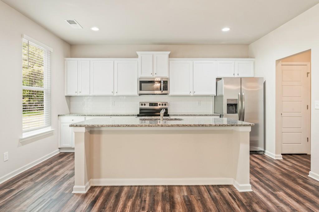 200 Ruby Robin Road Jefferson, GA 30549 - Photo 8 of 21 Gallery Image 8